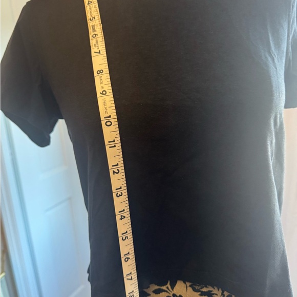 Lululemon Classic Black Women's Top - Picture 4 of 5